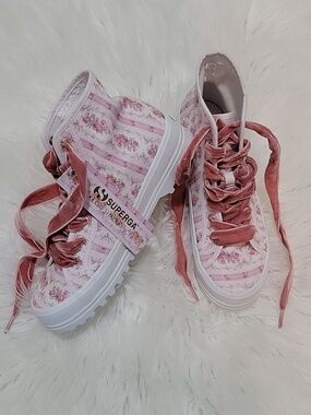 Pink Floral High-Top Sneakers with Velvet Laces